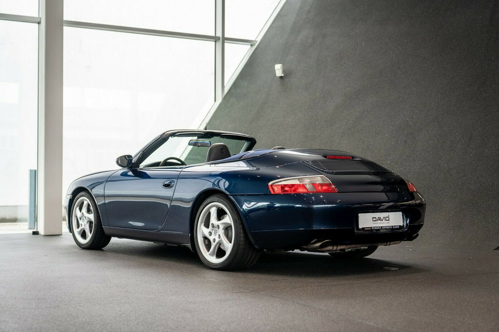 Porsche 996 Carrera