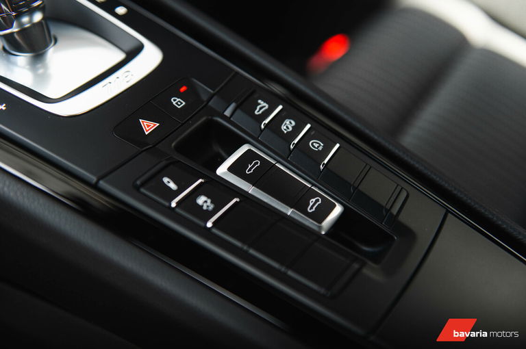 Porsche 718 Boxster T