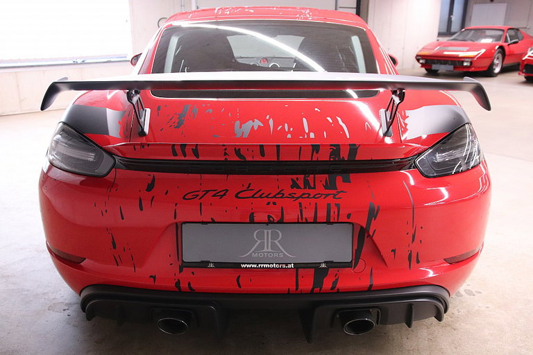 Porsche 718 Cayman GT4