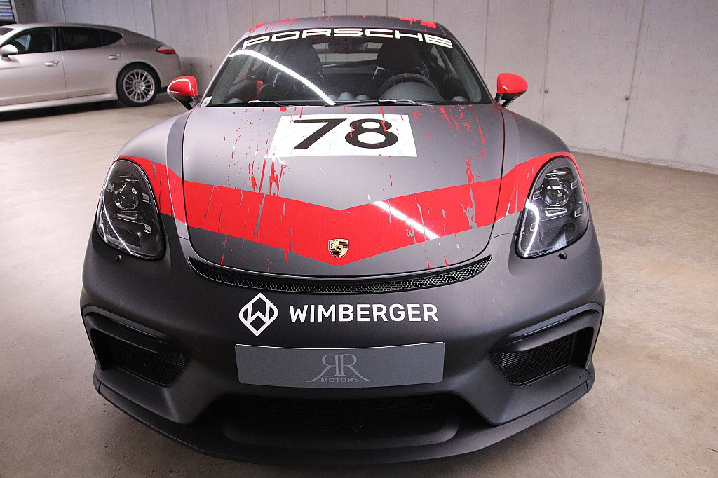 Porsche 718 Cayman GT4