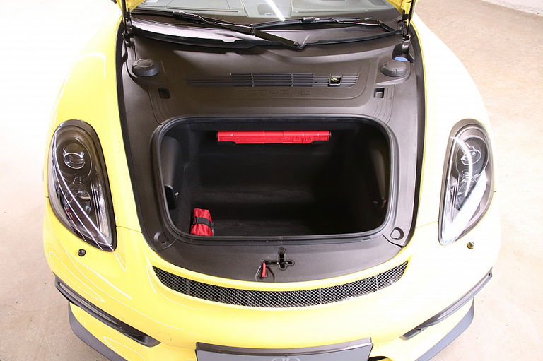 Porsche 981 Cayman GT4