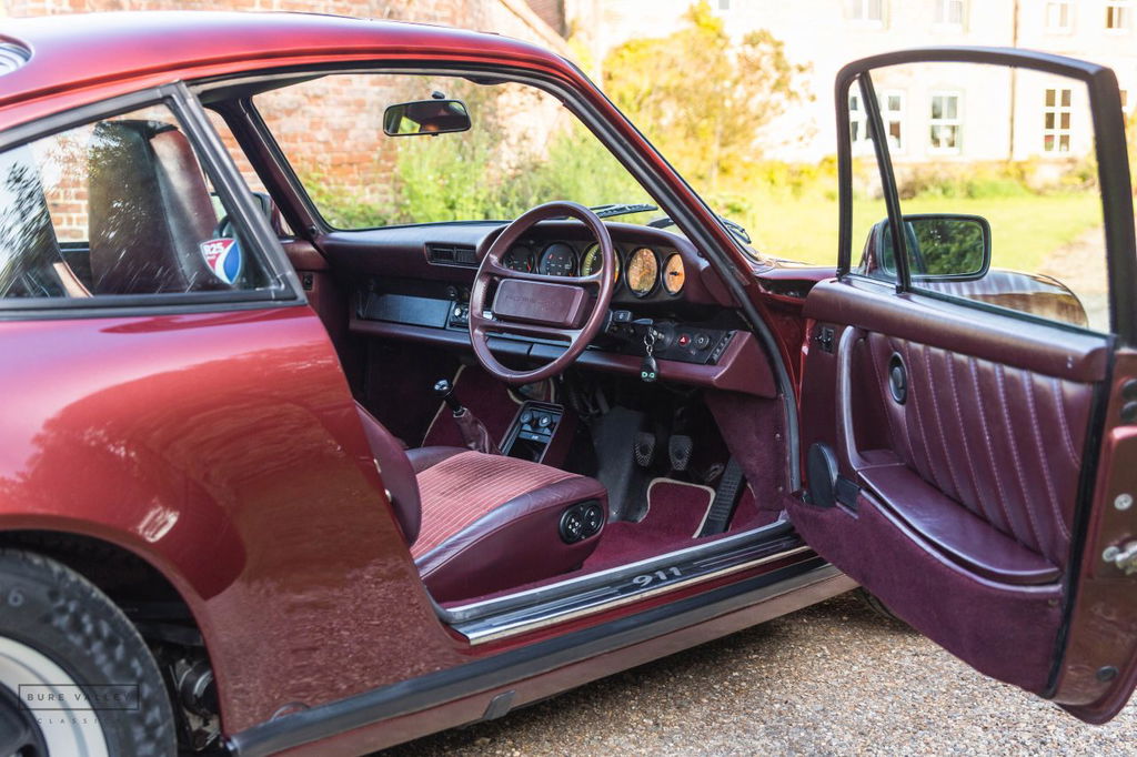 Porsche 911 Carrera 3.2