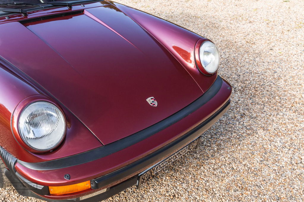 Porsche 911 Carrera 3.2