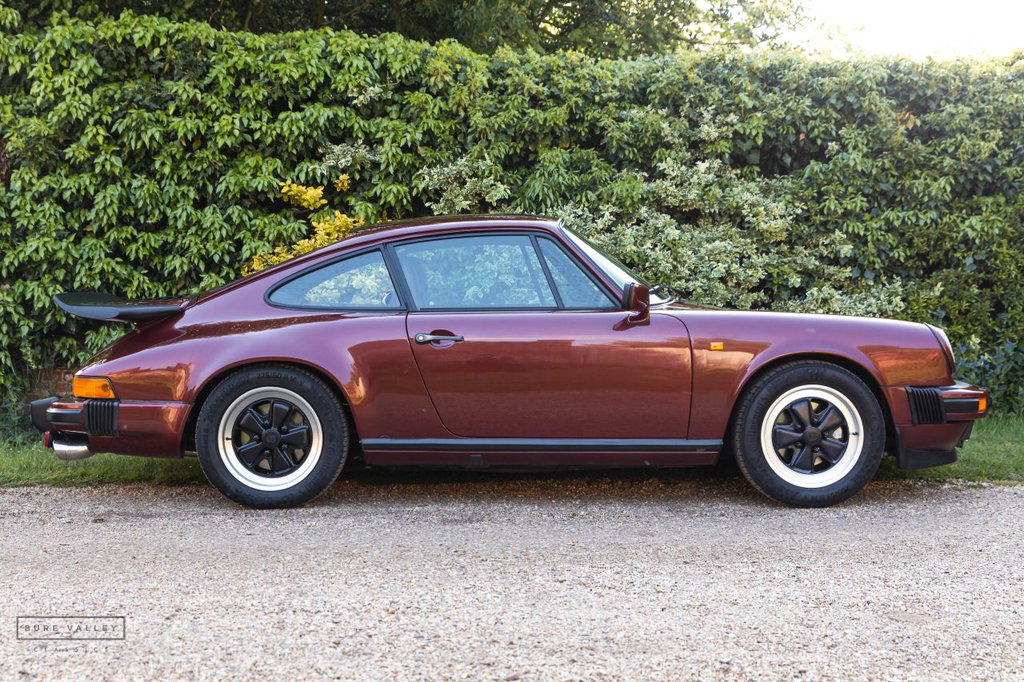 Porsche 911 Carrera 3.2