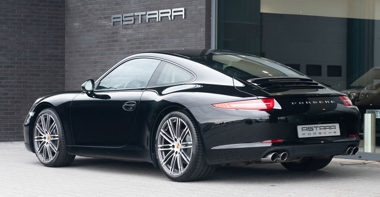 Porsche 991 Carrera Black Edition