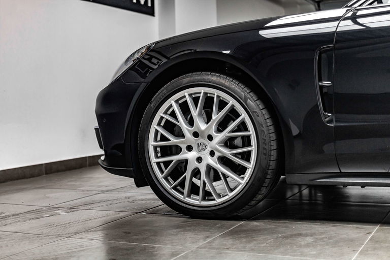 Porsche Panamera 4S Diesel