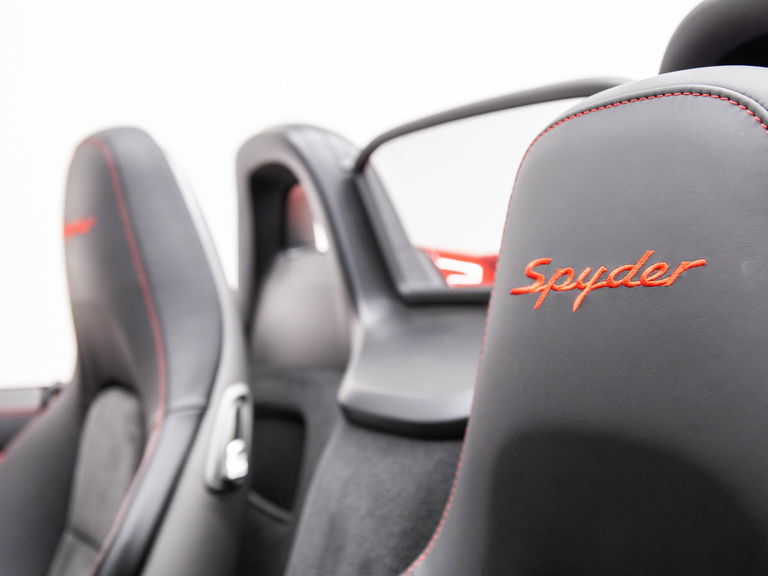 Porsche 981 Boxster Spyder