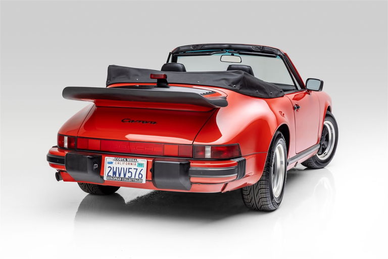 Porsche 911 Carrera 3.2 (US)