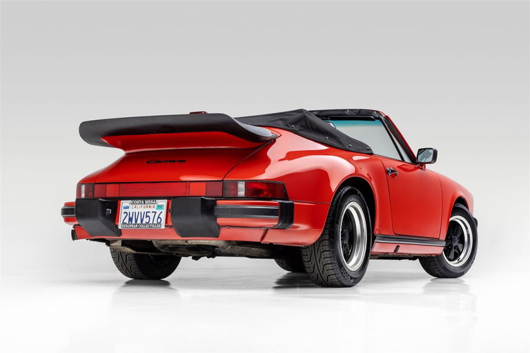 Porsche 911 Carrera 3.2 (US)