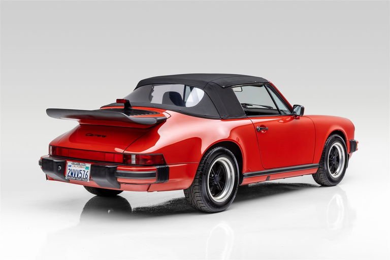 Porsche 911 Carrera 3.2 (US)