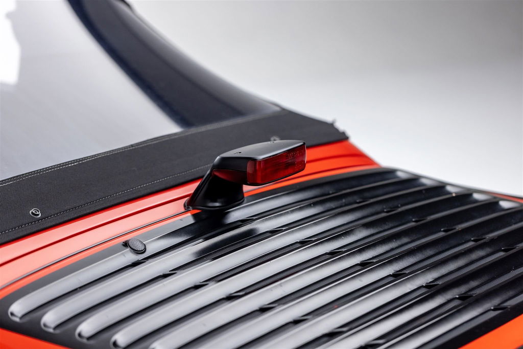 Porsche 911 Carrera 3.2 (US)