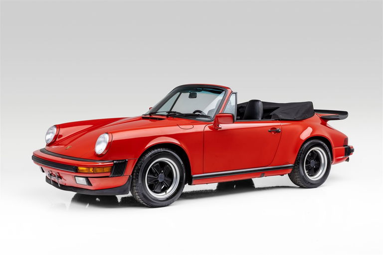 Porsche 911 Carrera 3.2 