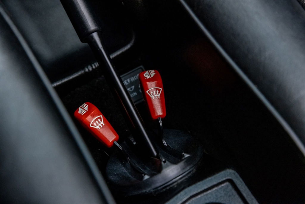 Porsche 911 Carrera 3.2 (US)