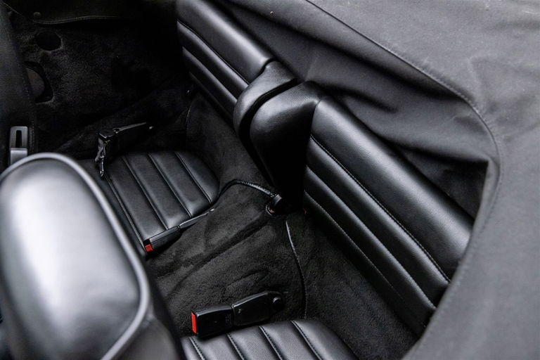 Porsche 911 Carrera 3.2 (US)