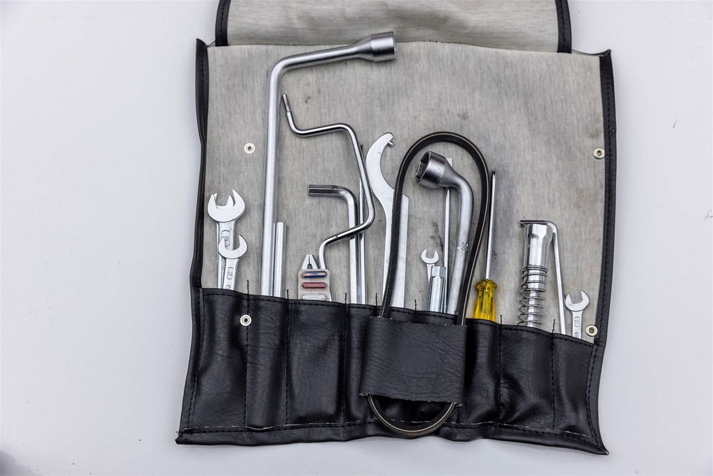 Porsche 911 Carrera 3.2 (US)