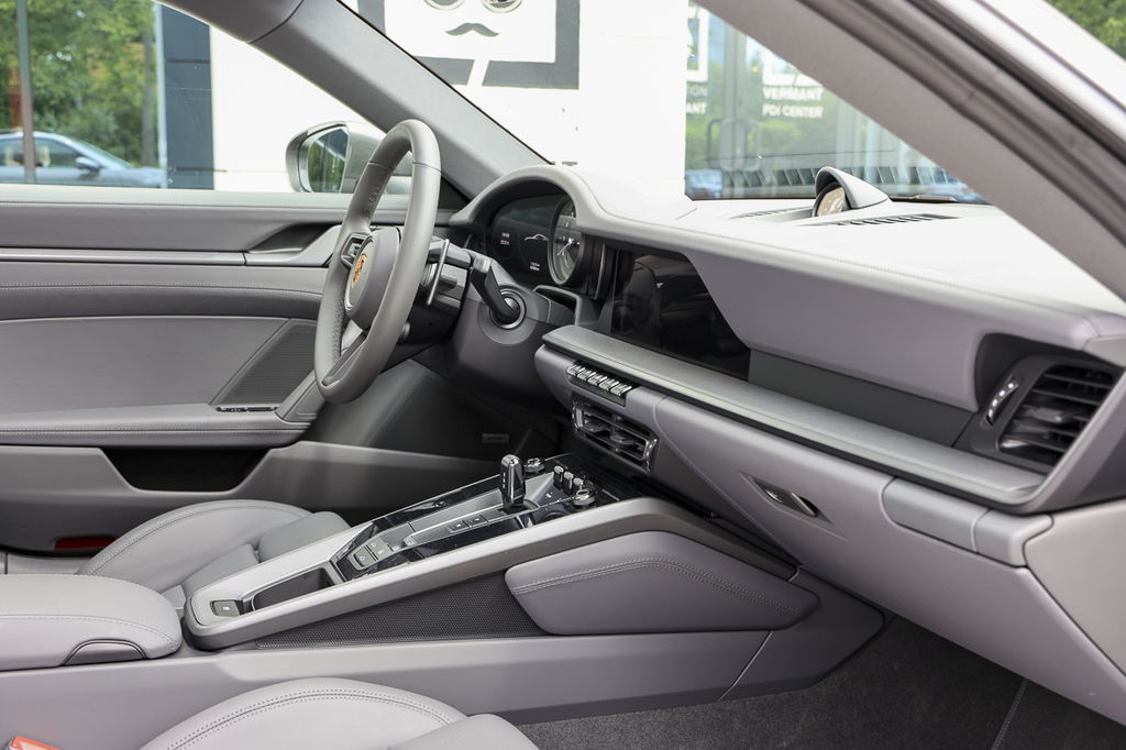 Porsche 992 Carrera S