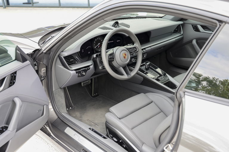 Porsche 992 Carrera S