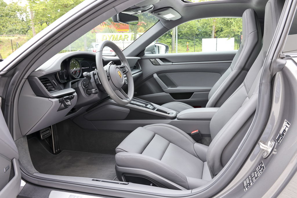 Porsche 992 Carrera S