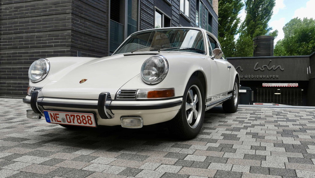 Porsche 911 S (F-Modell)