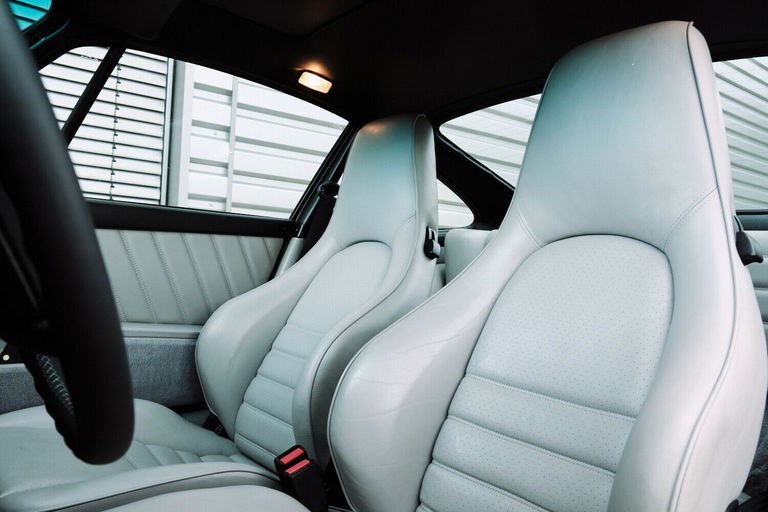 Porsche 911 Turbo 3.3