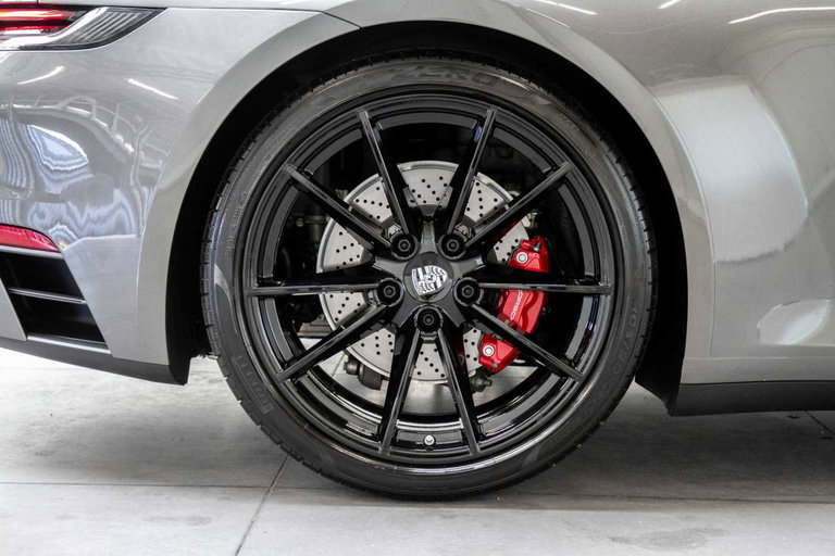 Porsche 992 Carrera 4S