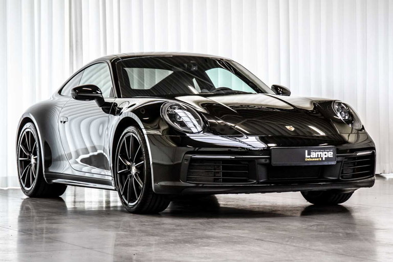 Porsche 992 Carrera