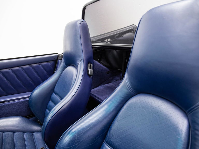 Porsche 964 Carrera 4