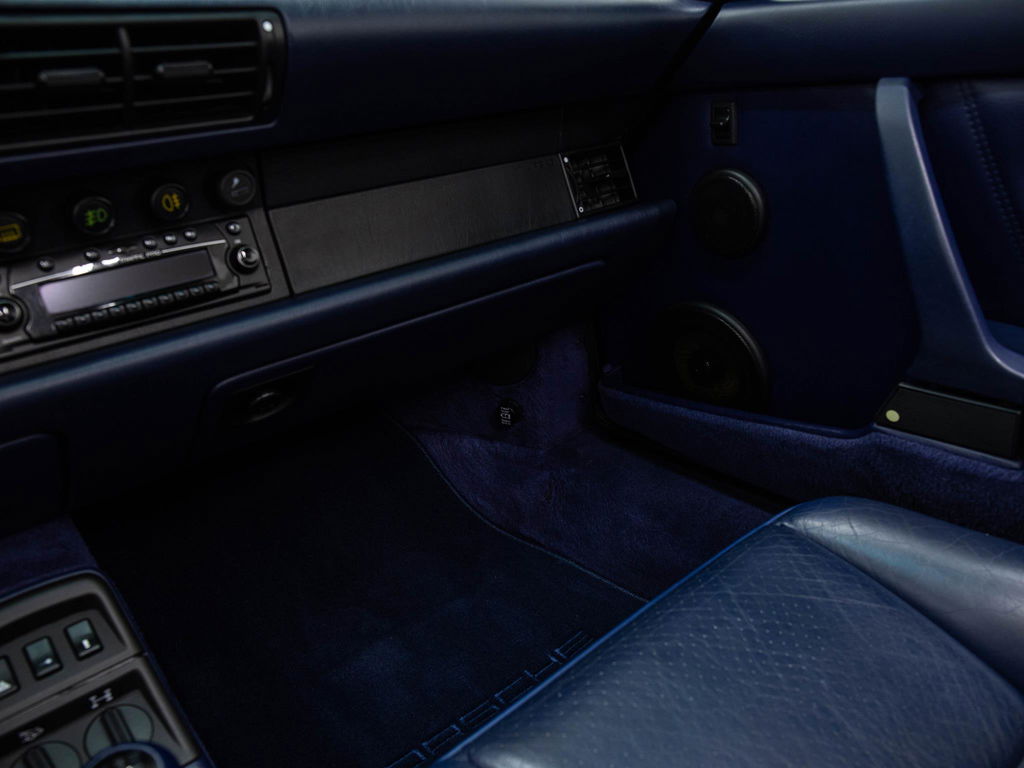 Porsche 964 Carrera 4