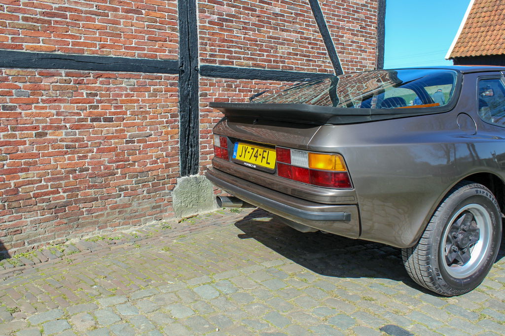 Porsche 944 Coupé