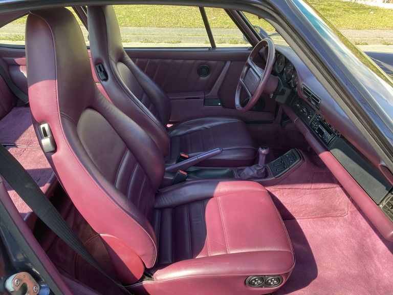 Porsche 964 Carrera 4