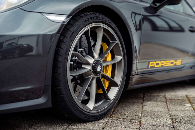 Porsche 991 GT3 Touring