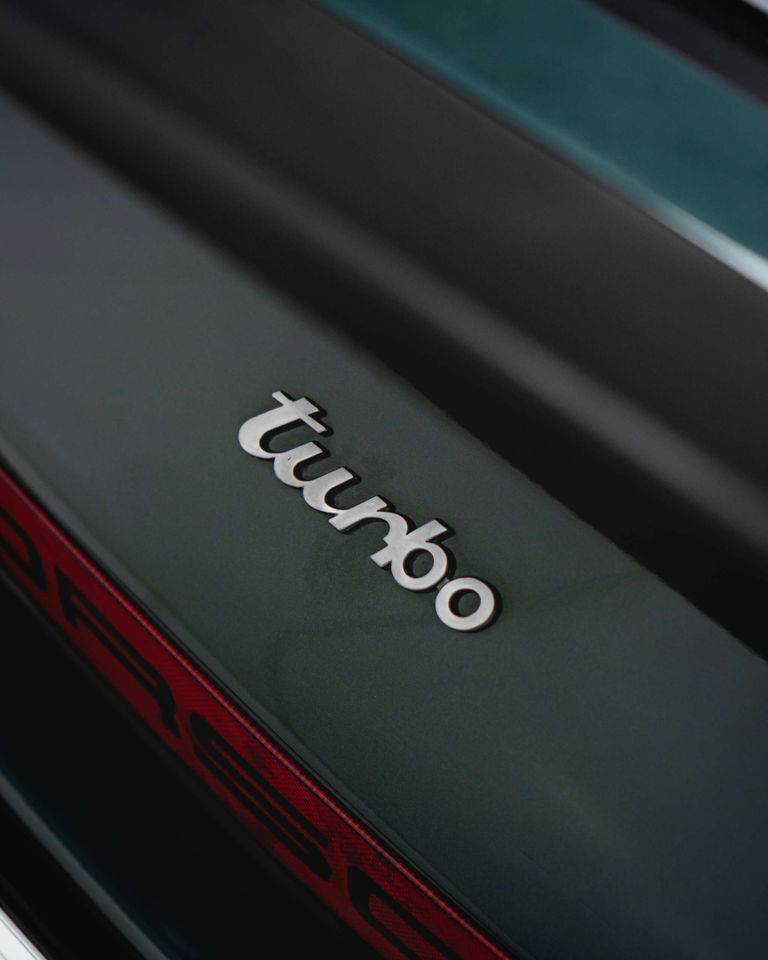 Porsche 911 Turbo 3.3