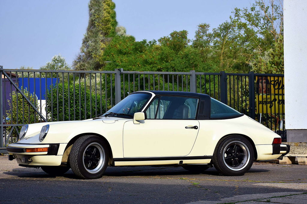 Porsche 911 SC
