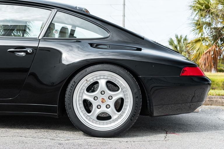 Porsche 993 Carrera
