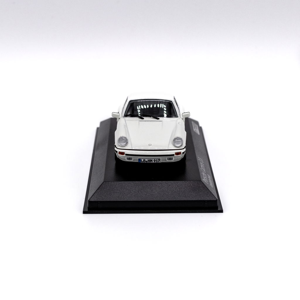 Hans Mezger Carrera 3.0 Modellauto_0511