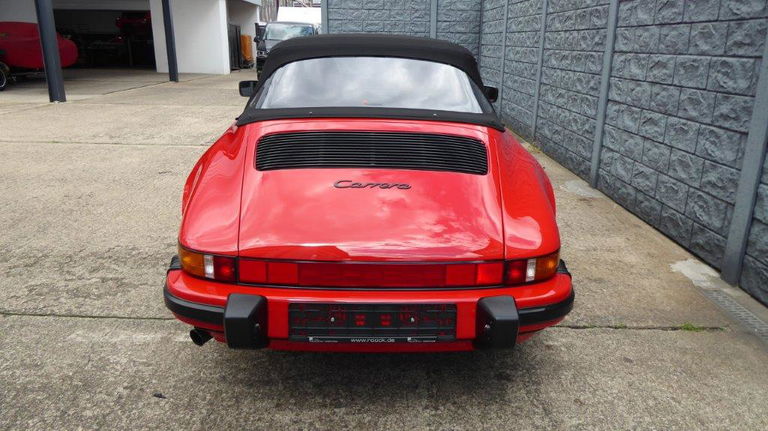 Porsche 911 Carrera 3.2
