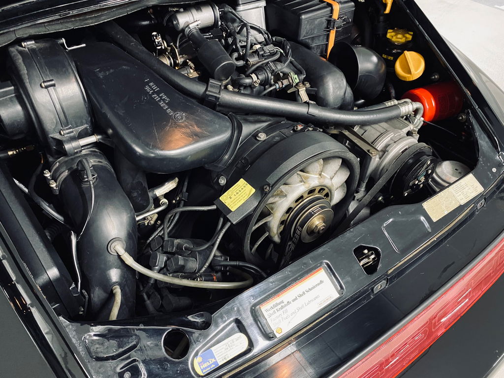 Porsche 964 Carrera 4