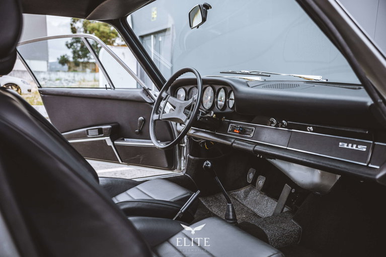 Porsche 911 S (F-Modell)