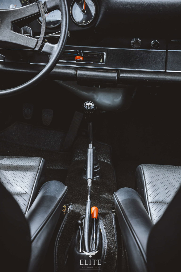 Porsche 911 S (F-Modell)