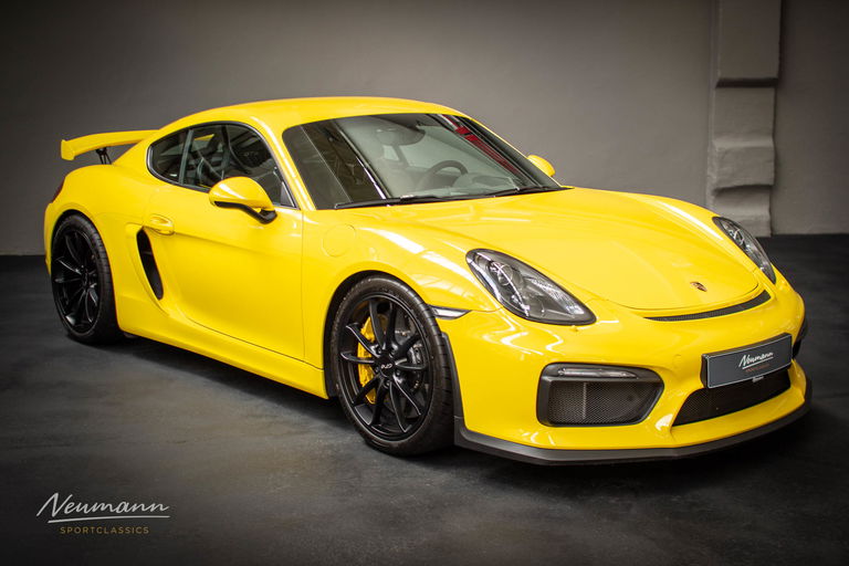 Porsche 981 Cayman GT4