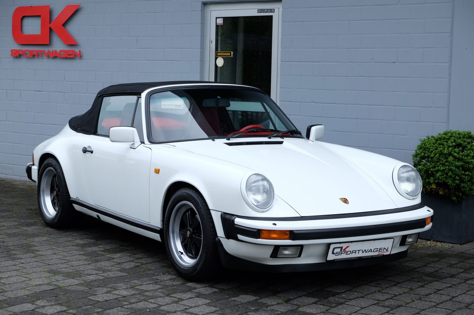 Porsche 911 Carrera 3.2