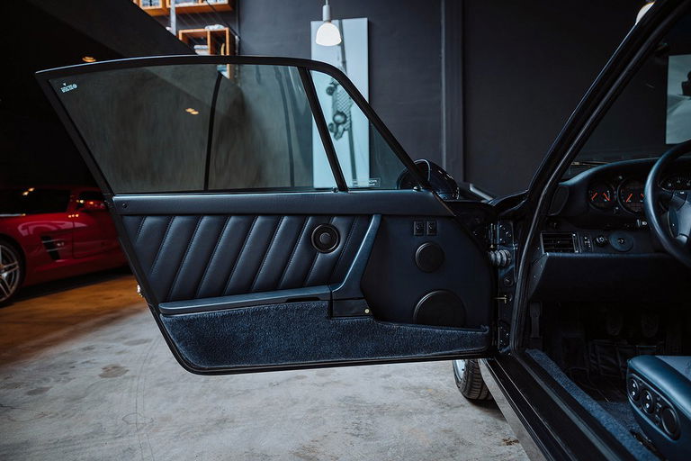 Porsche 964 Carrera 4