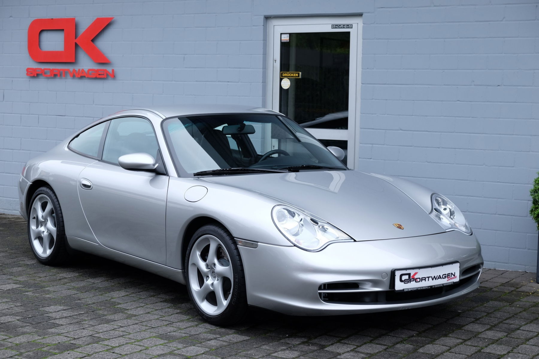 Porsche 996 Carrera 2004  - Marketplace for Porsche Sports  Cars