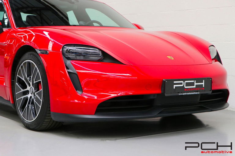 Porsche Taycan 4S