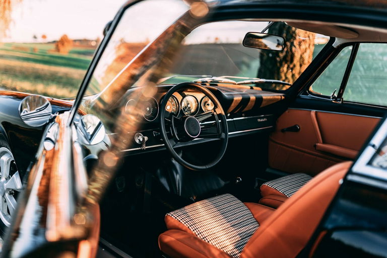 Porsche 911 S (F-Modell)