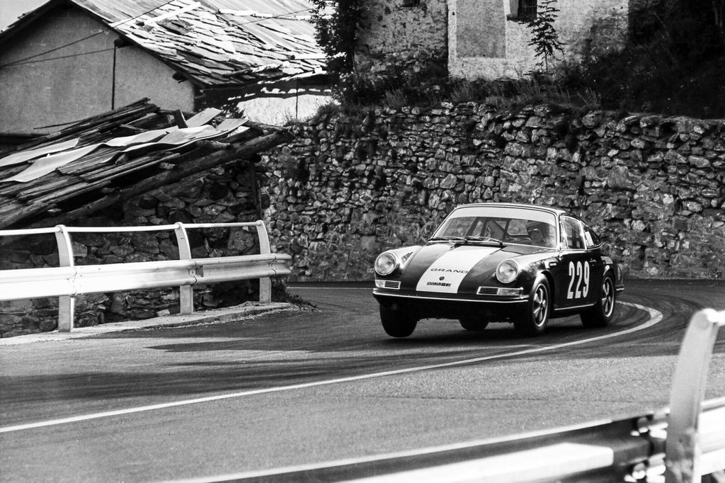 Porsche 911 S (F-Modell)