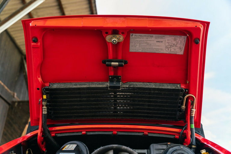 Porsche 911 Carrera 3.2 (US)