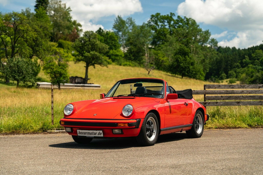 Porsche 911 Carrera 3.2 (US)