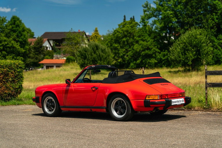 Porsche 911 Carrera 3.2 (US)