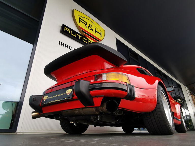 Porsche 911 Turbo 3.3